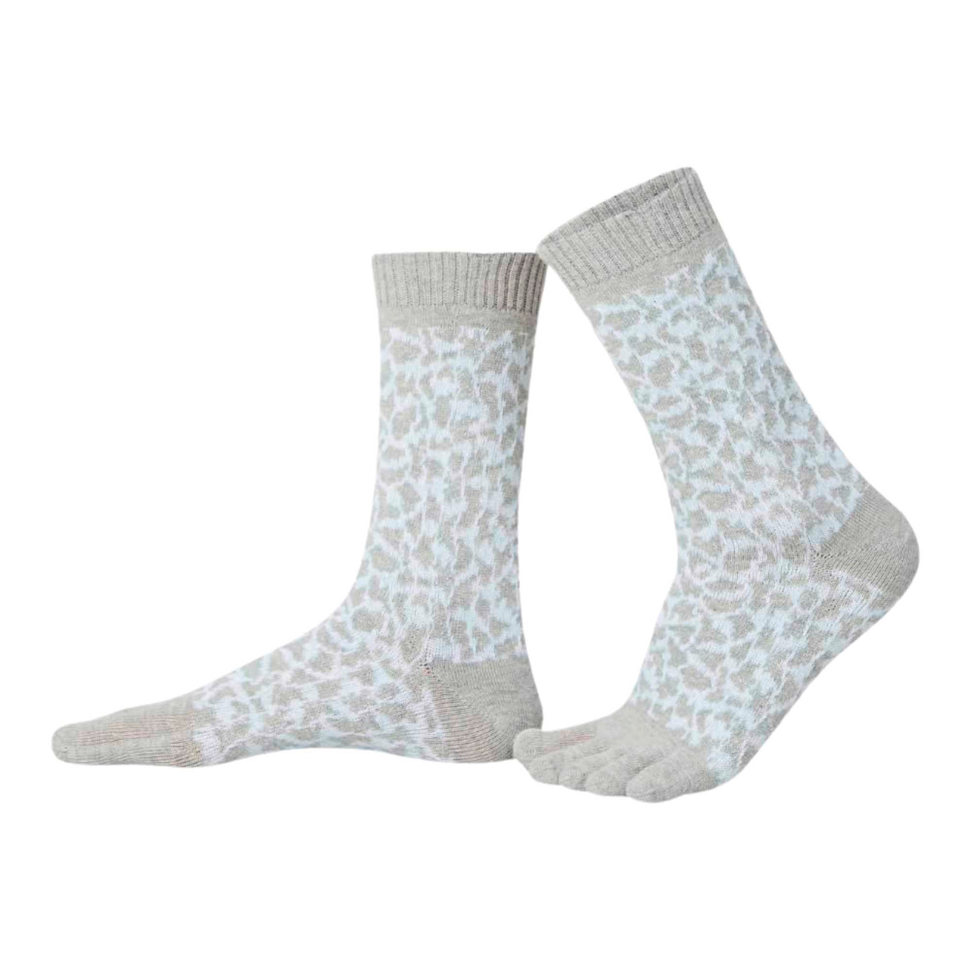b-r-zehensocken-leopard-socken image 5